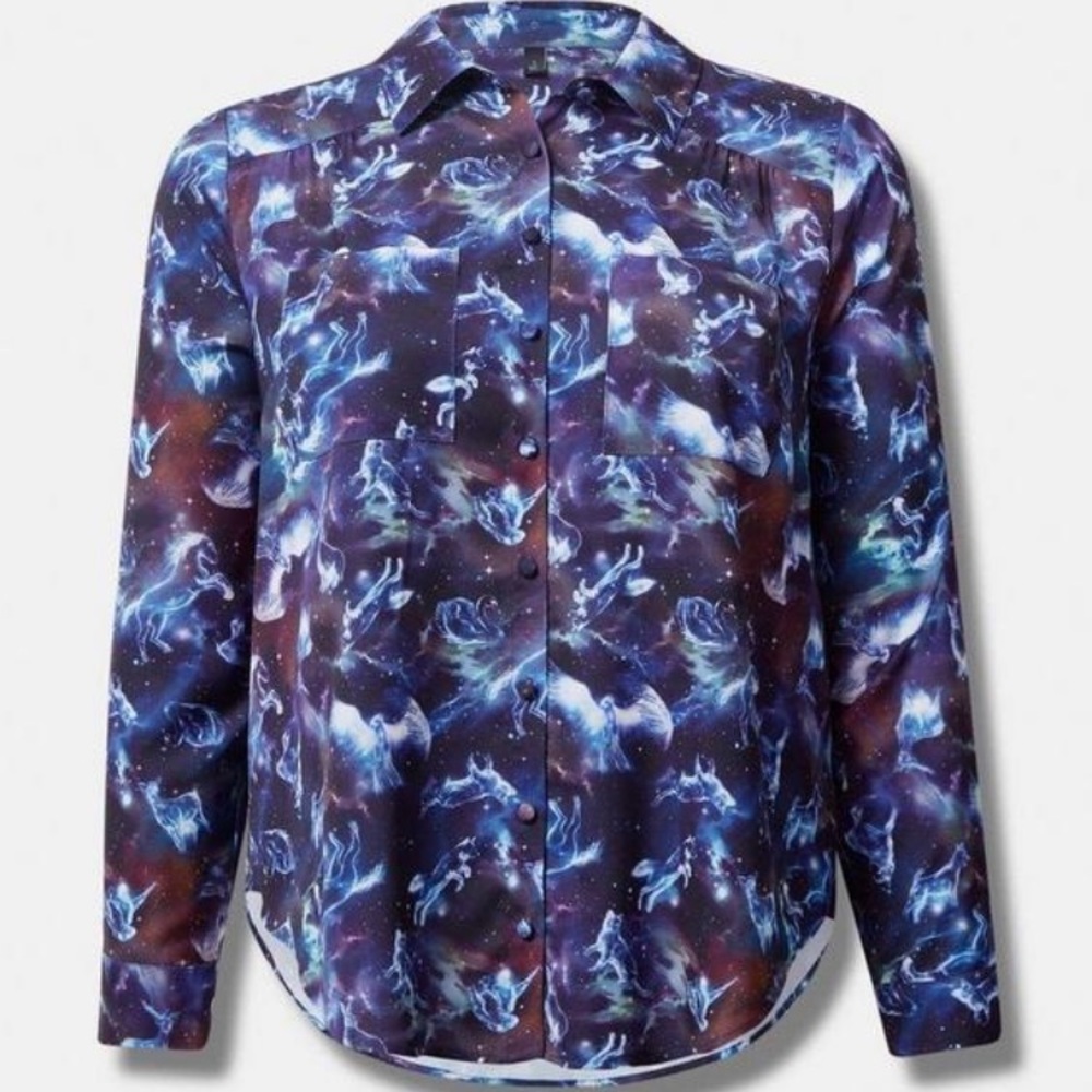 NWT Harry Potter Patronus Button Down Blouse (torrid size 3. 22/24)